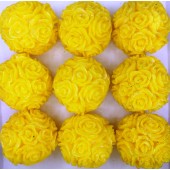 Желтый цвет. Розы шарики в коробочке  350 гр